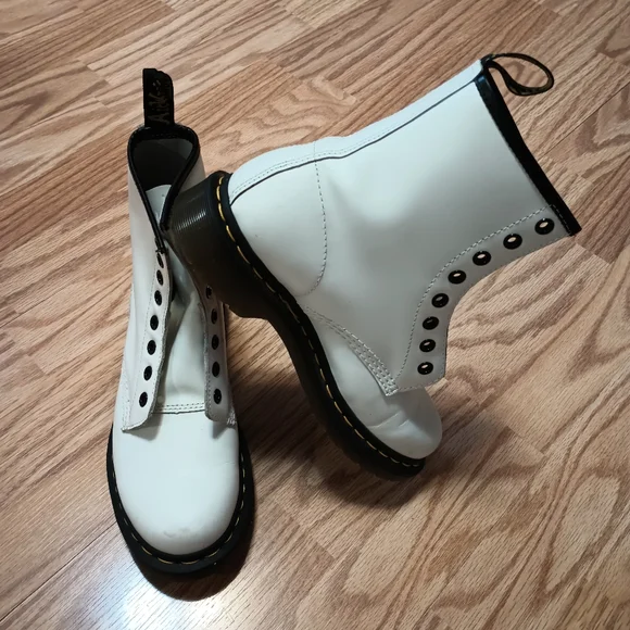Martens Shoes Doc Martens Lace Up Boots No Laces White